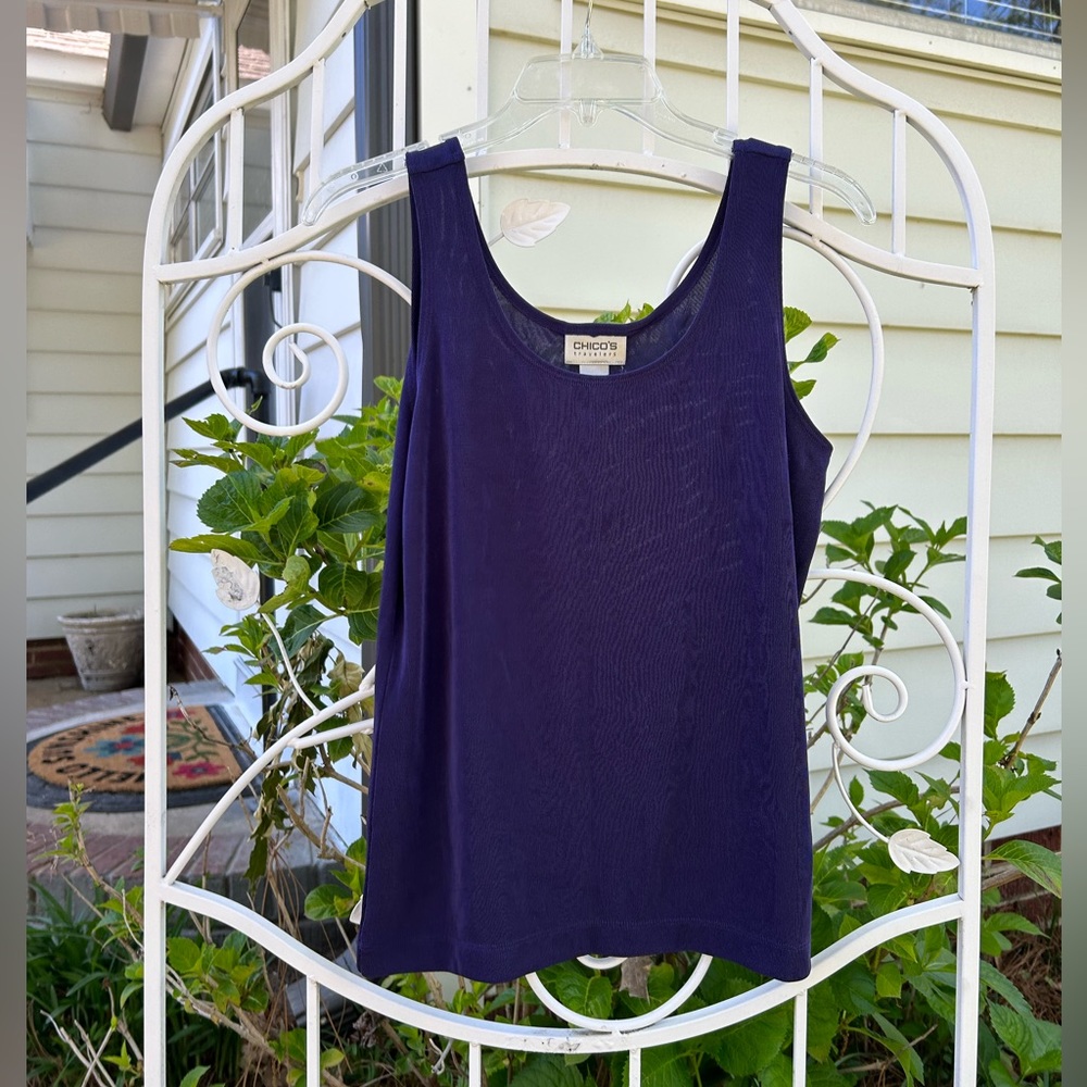 Chico’s Travelers tank top size M (1) navy blue sleeveless shirt
